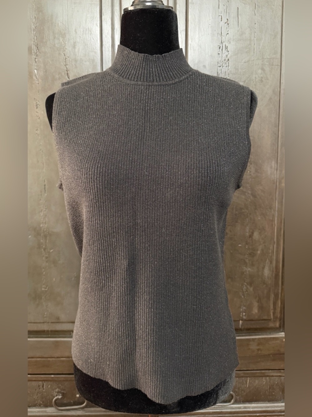 Bellepointe Black sparkling sleeveless mock turtleneck sweater - size Small